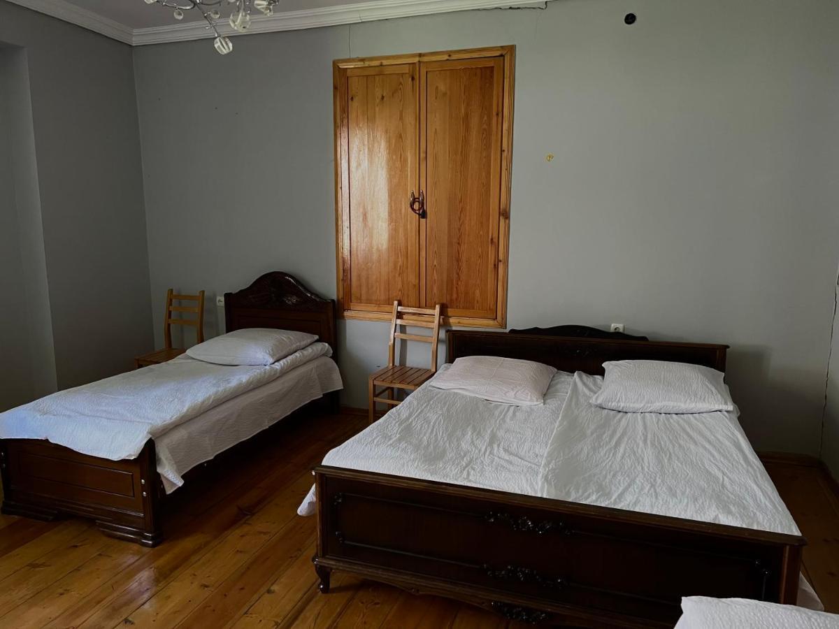 Guesthouse Kostava 72 Kazbegi Kültér fotó