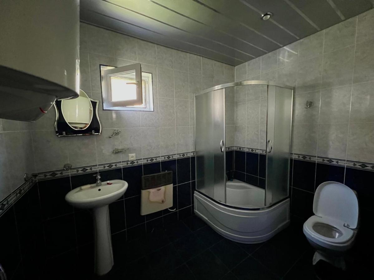 Guesthouse Kostava 72 Kazbegi Kültér fotó